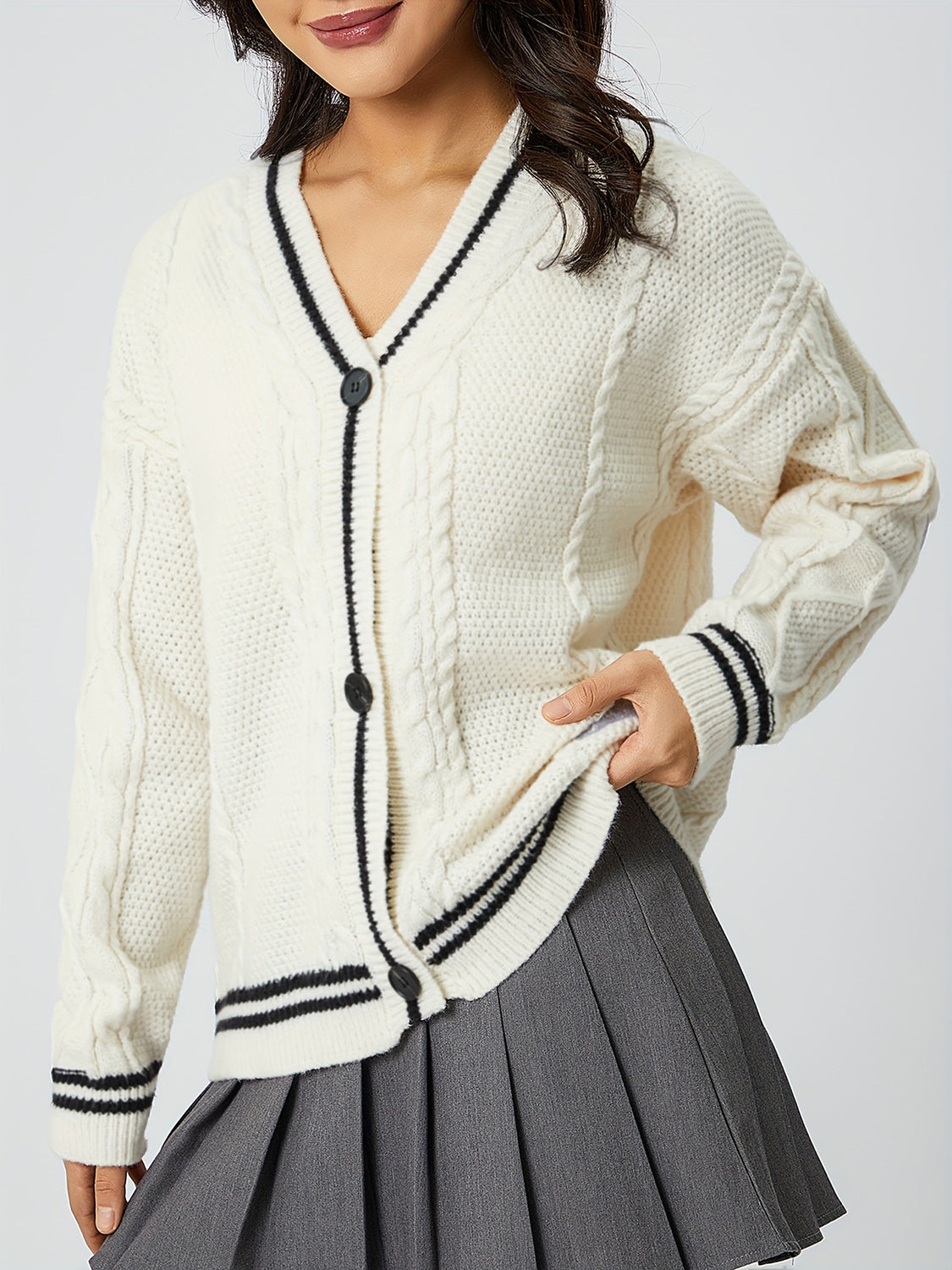 Star Embroidered V-Neck Long Sleeve Cardigan