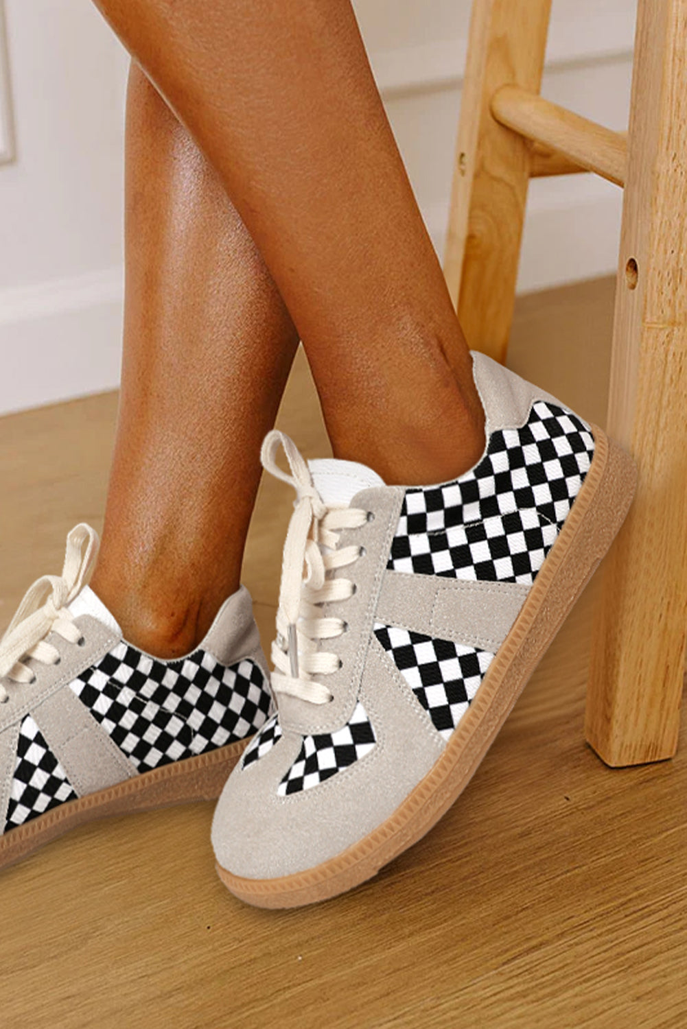 Black Checkerboard Patchwork Lace-up Flat Leatherette Shoes