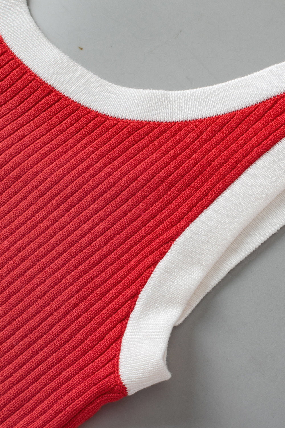 Fiery Red Contrast Trim U Neck Ribbed Knit Tank Top