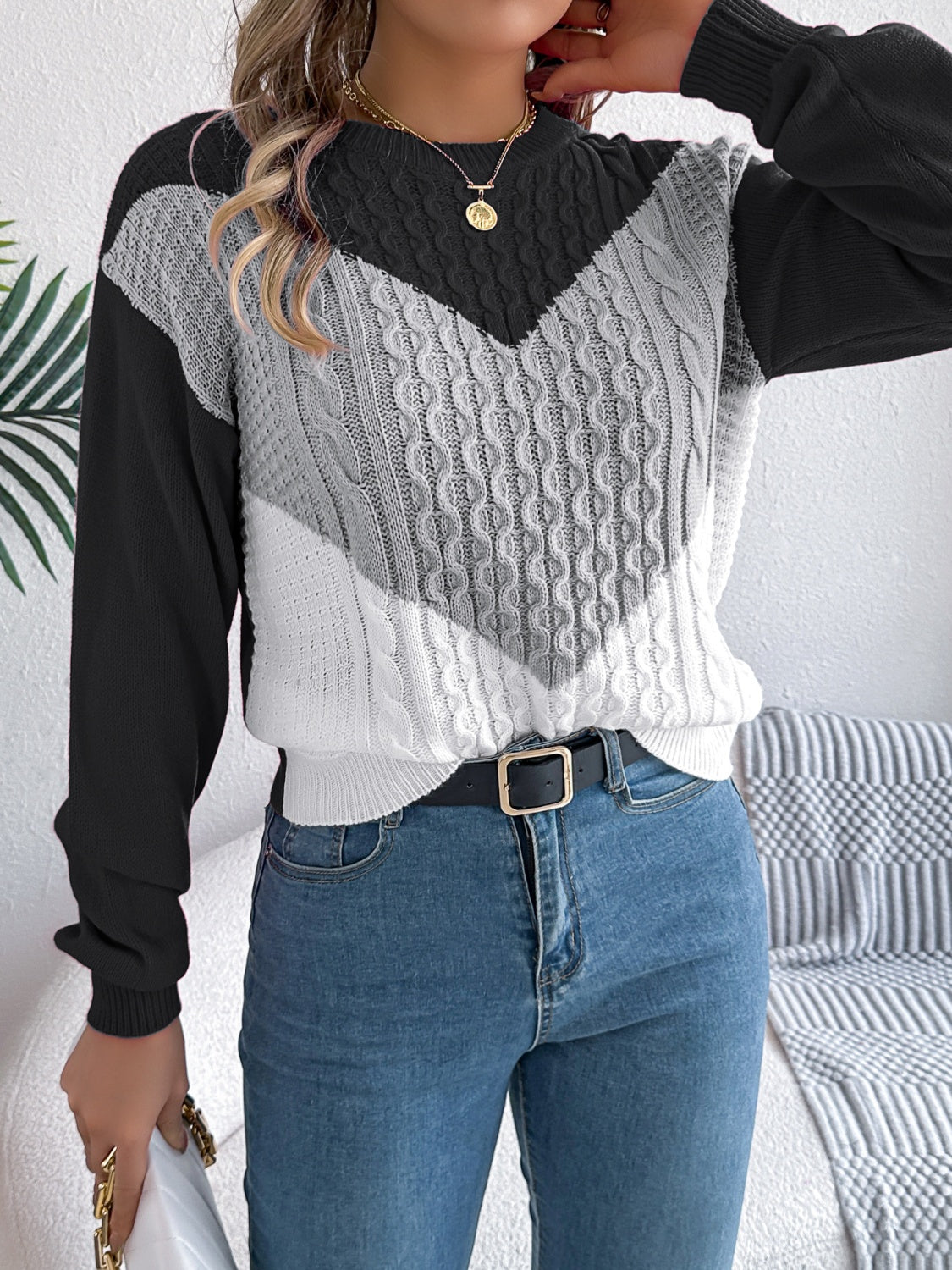 Contrast Round Neck Long Sleeve Sweater