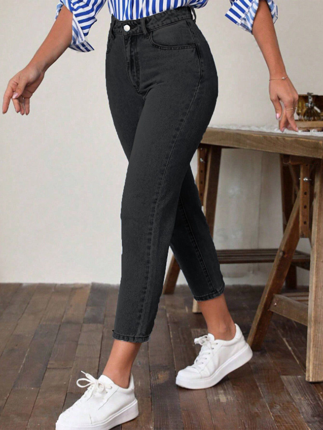 High Waist Jeans with Pockets