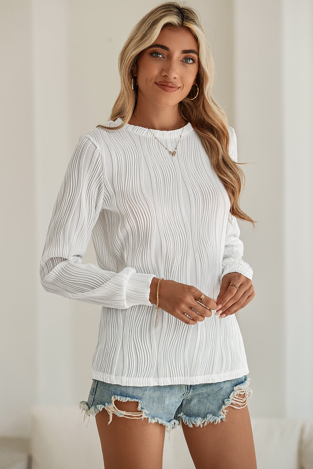 White Wavy Textured Solid Color Drop Shoulder Pullover Top