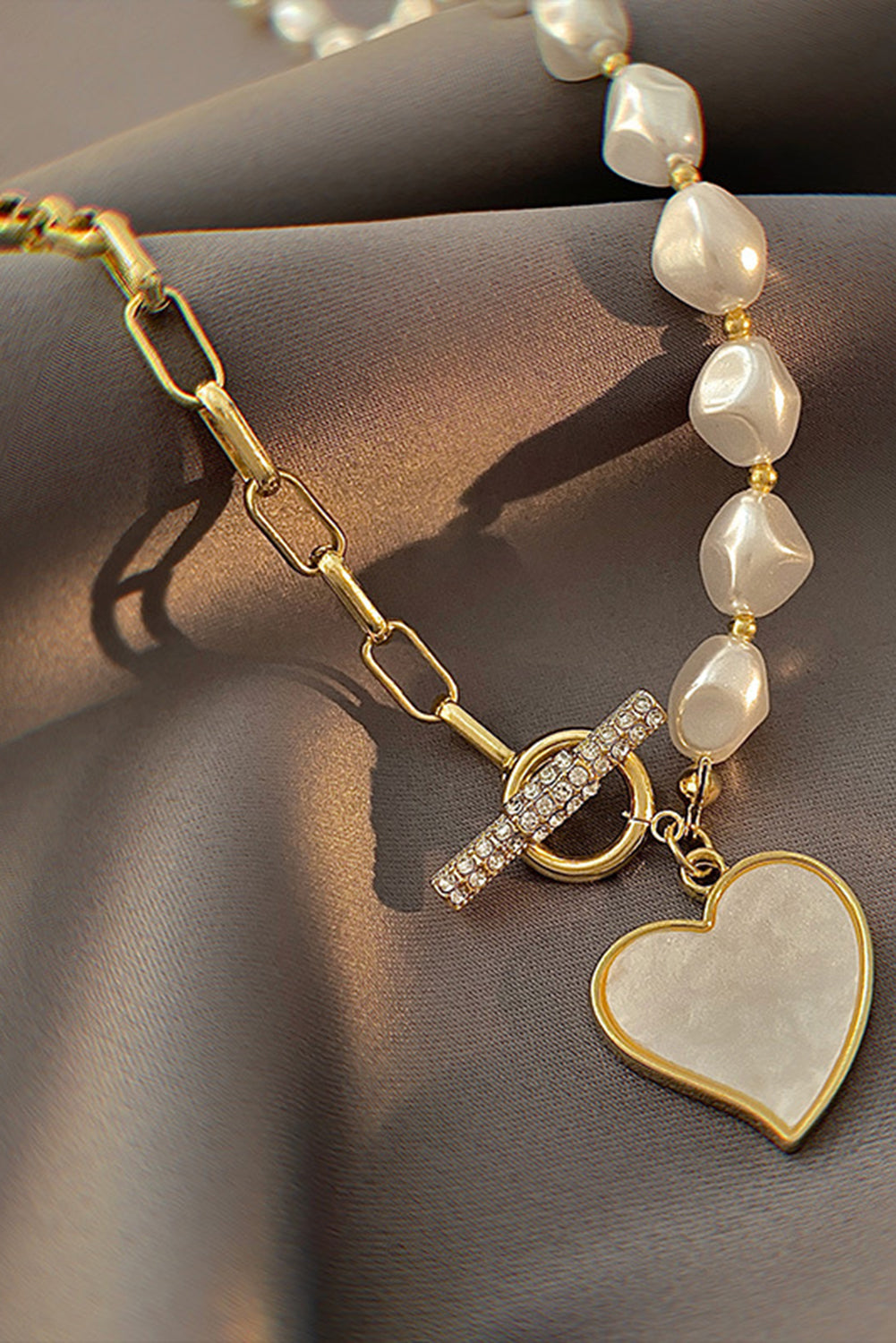 Gold Heart Shape Pendant Rhinestone Pearl Chain Necklace